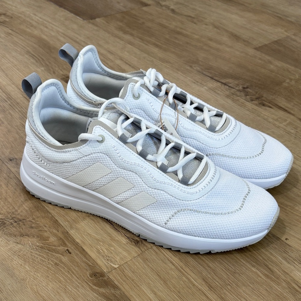 NEW Women’s Adidas Fukasa Run Sneakers